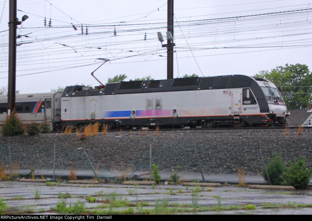 NJT 4529